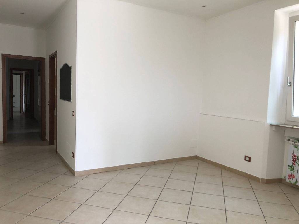 Appartamento a Cuveglio in Via Vidoletti - Foto 2