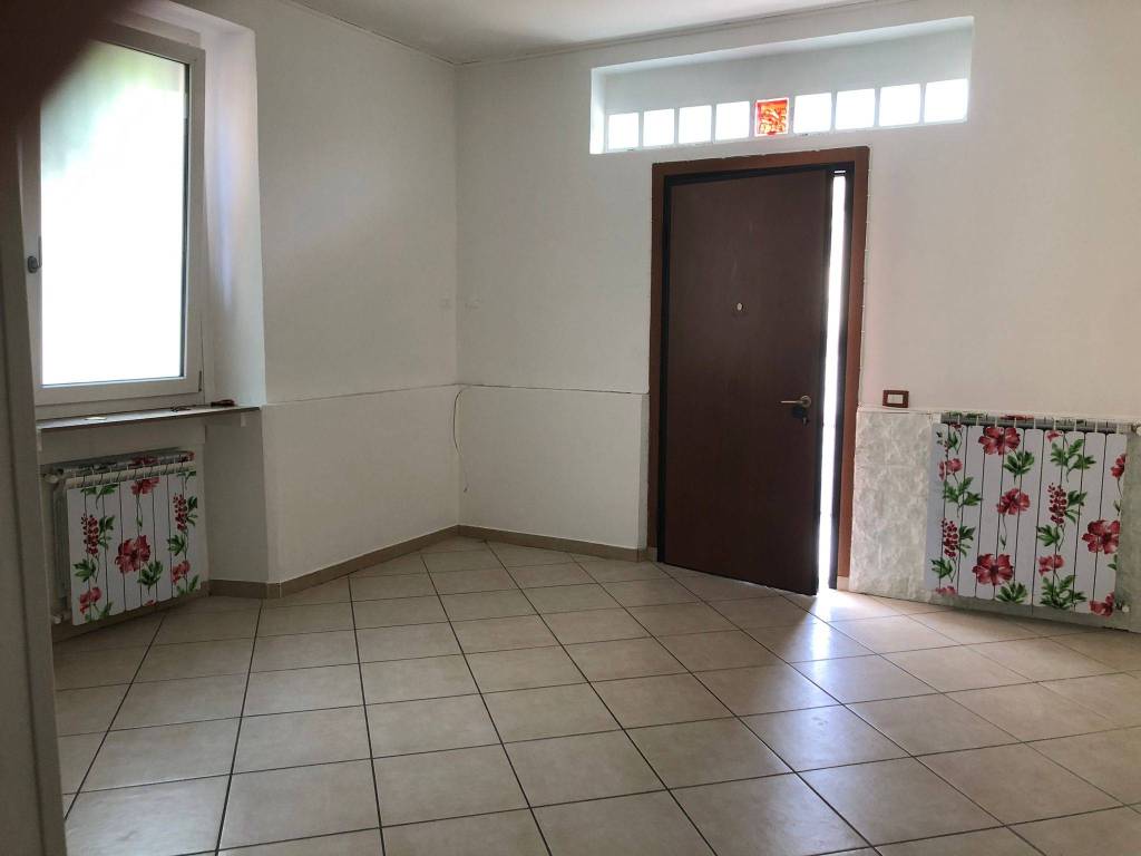 Appartamento a Cuveglio in Via Vidoletti - Foto 4