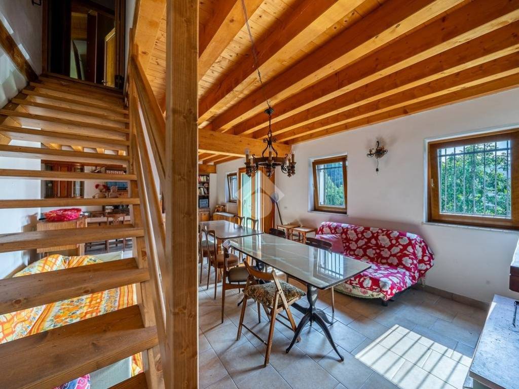 Casa indipendente a Badia calavena in LOCALITA' COMESTOI, 1 - Foto 5