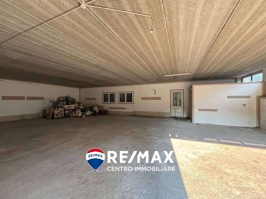 Immobile a Viggiù in Via Santa Maria Bertilla Boscardin - Foto 4