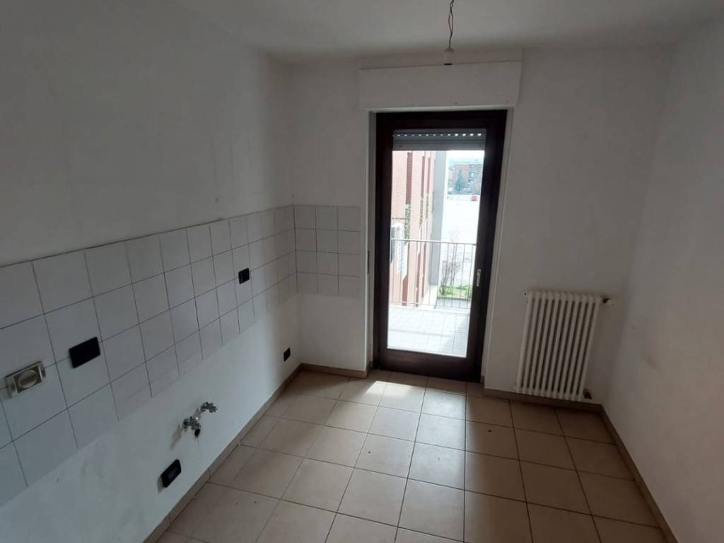 Appartamento a Asti in Piazza d'Armi - Foto 5