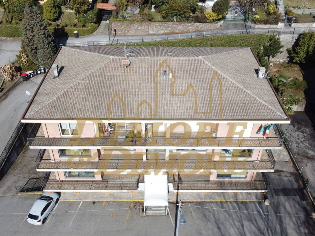 Palazzo / stabile a Verbania in Strada Statale 34 del Lago Maggiore - Foto 2