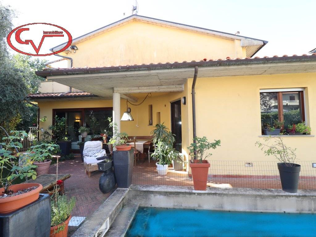 Villetta a schiera a Loro ciuffenna in Via Galileo Galilei - Foto 3