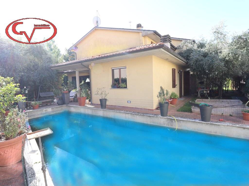Villetta a schiera a Loro ciuffenna in Via Galileo Galilei - Foto 4