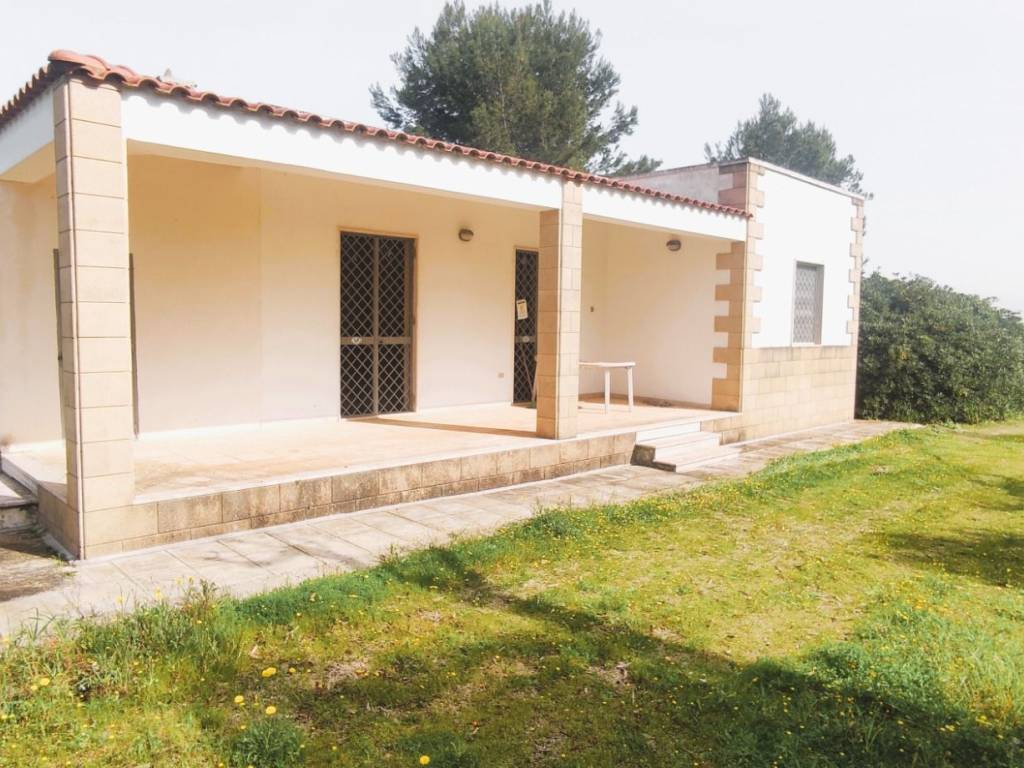 Villa a Veglie in Strada Provinciale 111 - Foto 2