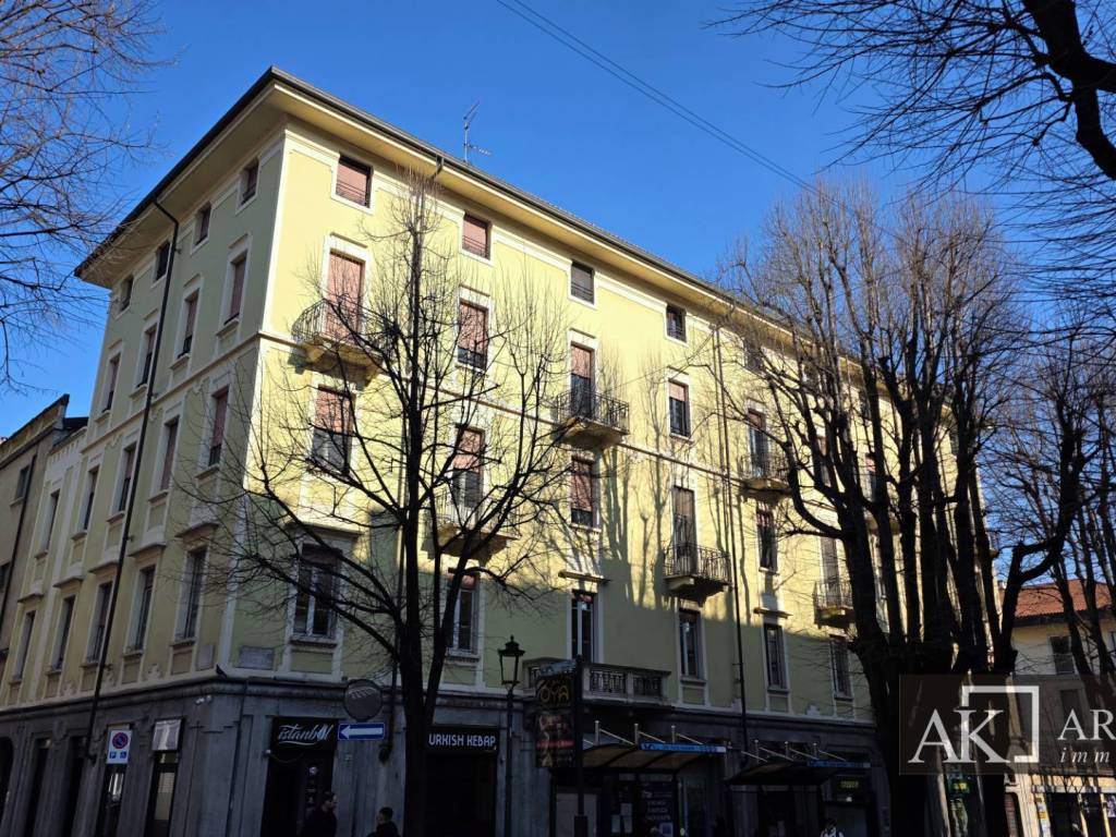 Palazzo / stabile a Novara in Corso Garibaldi, 3 - Foto 3