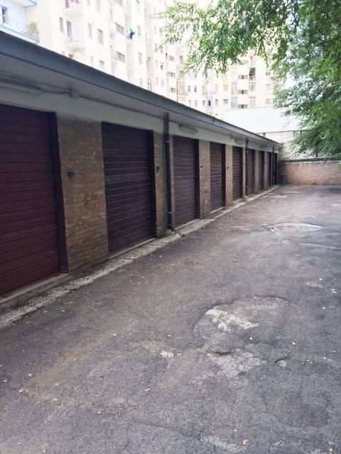 Box / garage a Foggia in Viale Giuseppe Di Vittorio - Foto 3