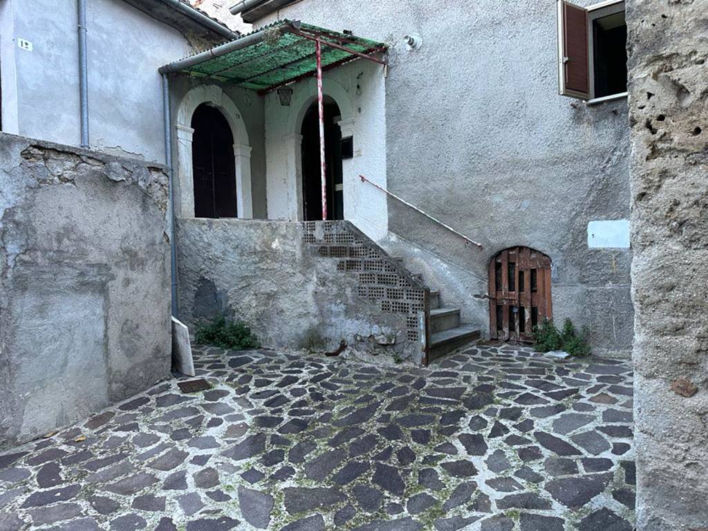 Appartamento a Torre de' passeri in Via San Vittorino - Foto 2