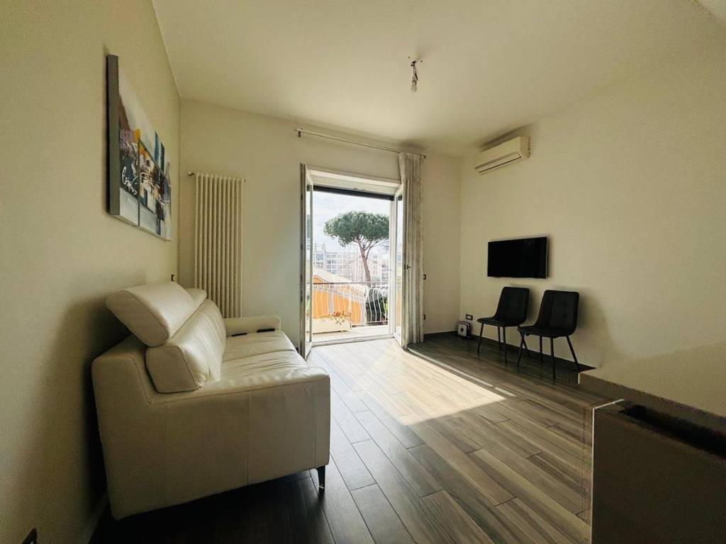 Appartamento a Roma in Via dell'Accademia del Cimento - Foto 4
