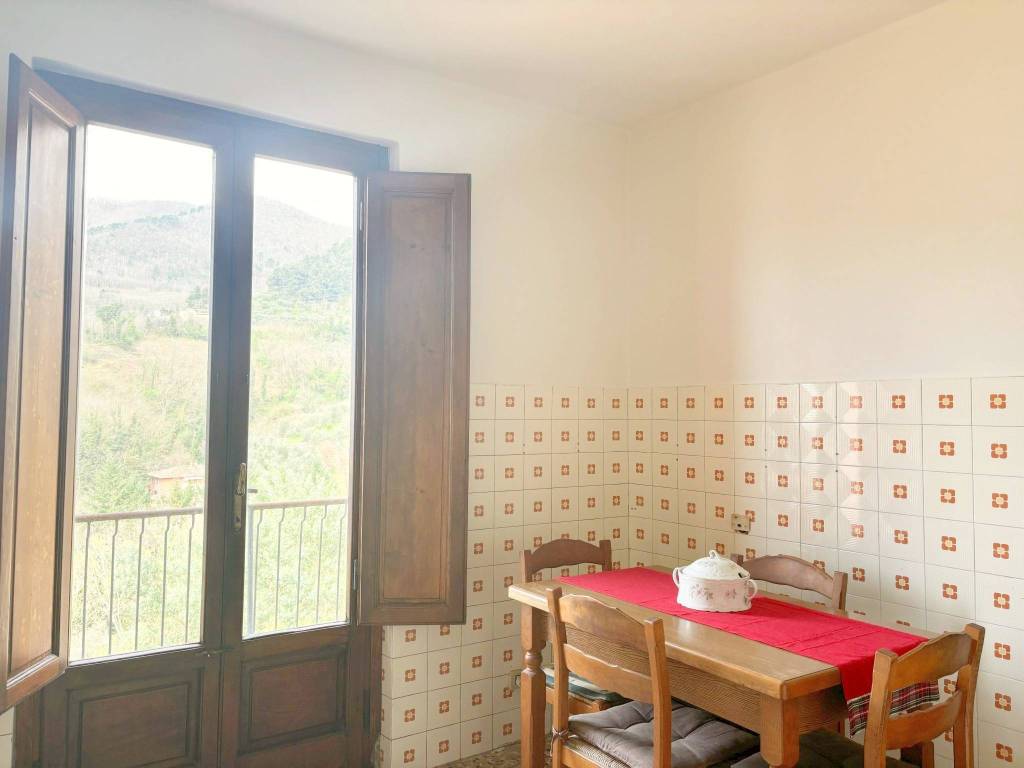 Appartamento a Borgo a mozzano in Strada Comunale Rocca Oneta - Foto 4