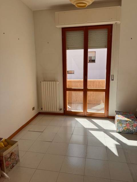 Appartamento a Jesi in Via Ugo La Malfa - Foto 3