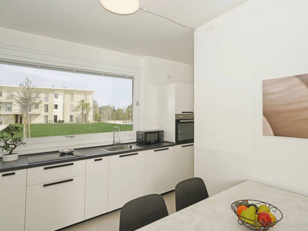 Appartamento a Sirmione in Via Coorti Romane - Foto 3