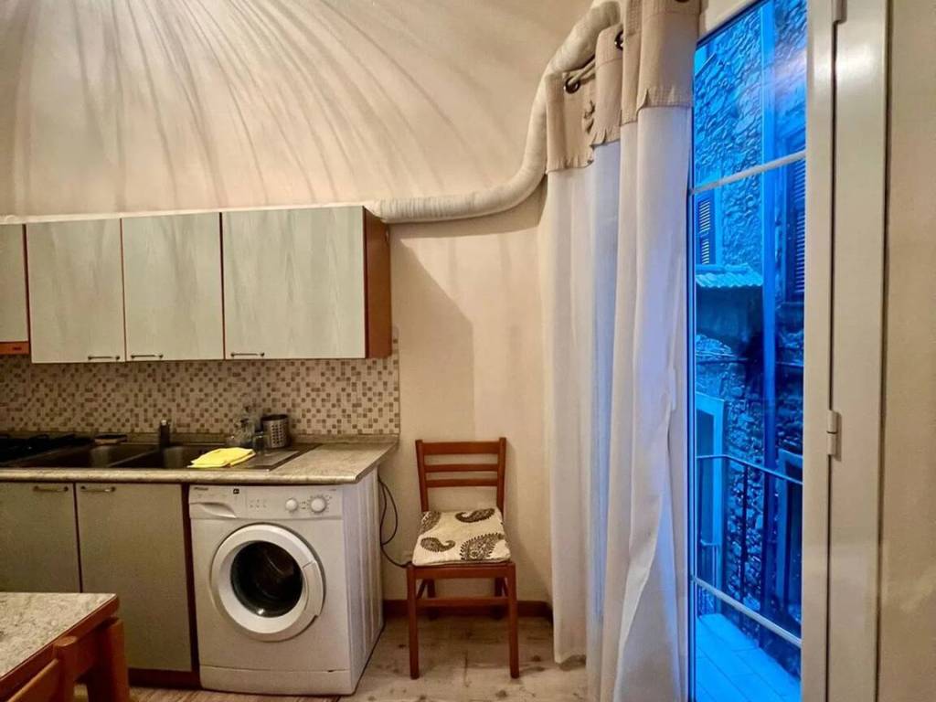 Appartamento a Dolceacqua in Piazza Giardino S.N.C. - Foto 5
