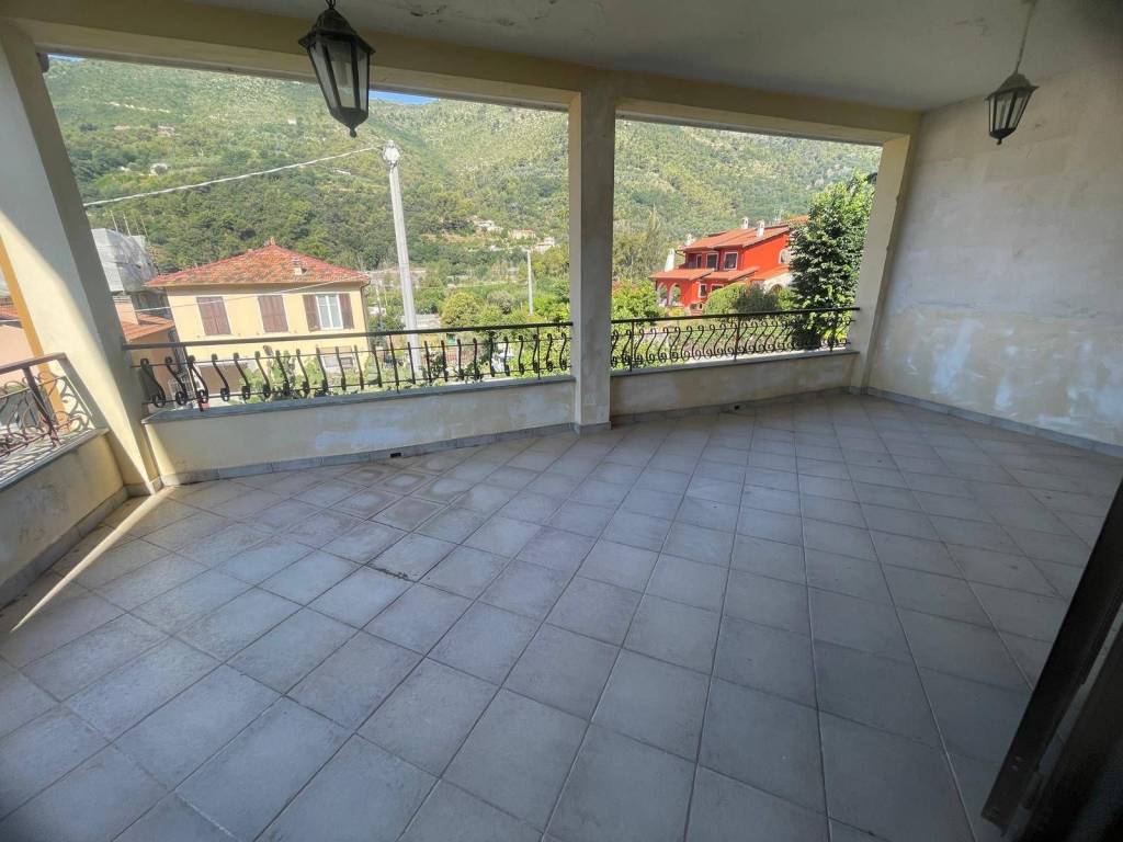 Appartamento a Ventimiglia in Via Bonsignore - Foto 2