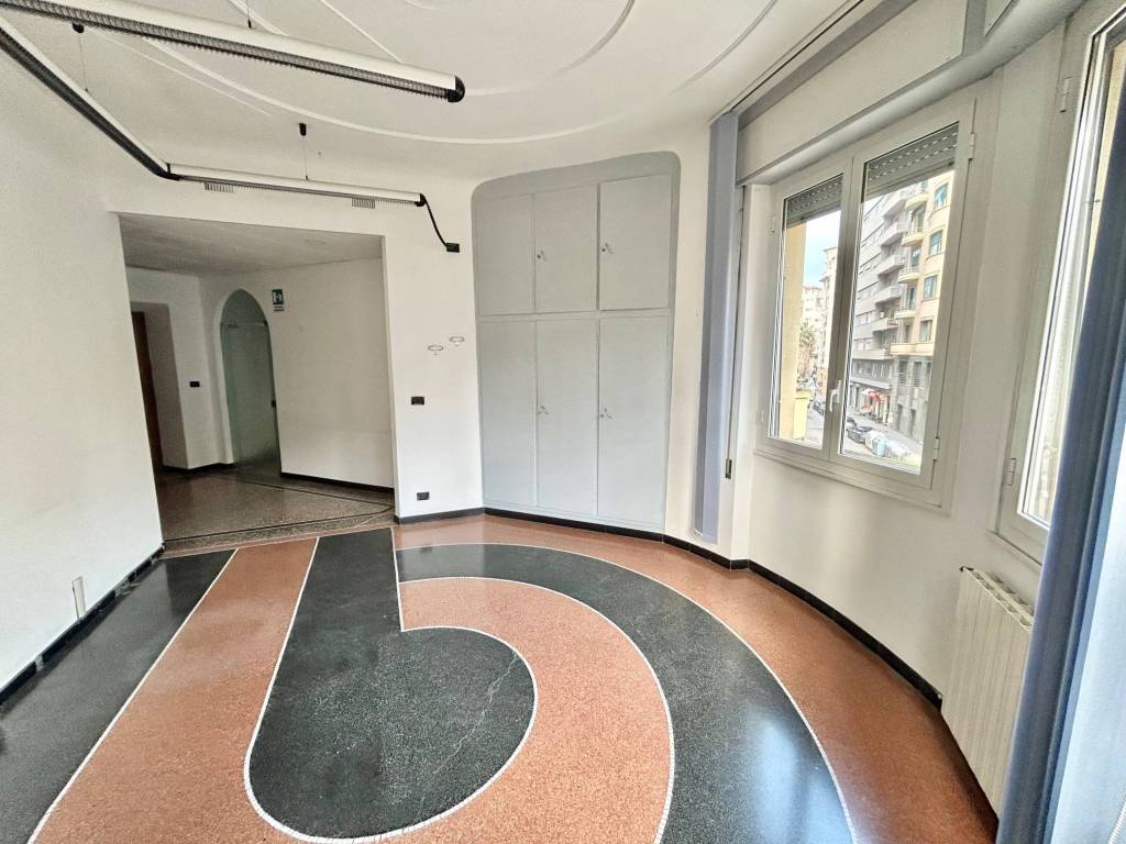 Appartamento a Savona in Piazza Guglielmo Marconi - Foto 3