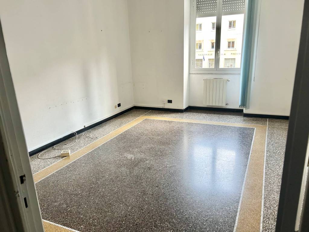 Appartamento a Savona in Piazza Guglielmo Marconi - Foto 5