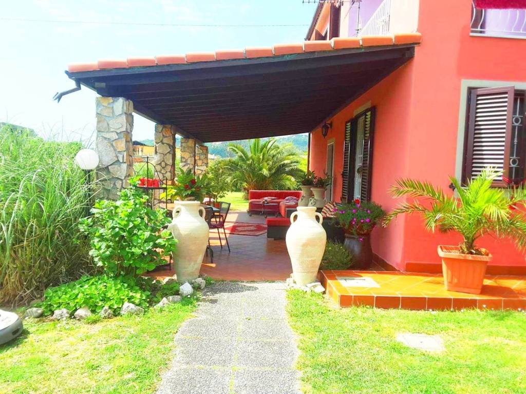 Casa indipendente a Santo stefano di magra - Foto 4