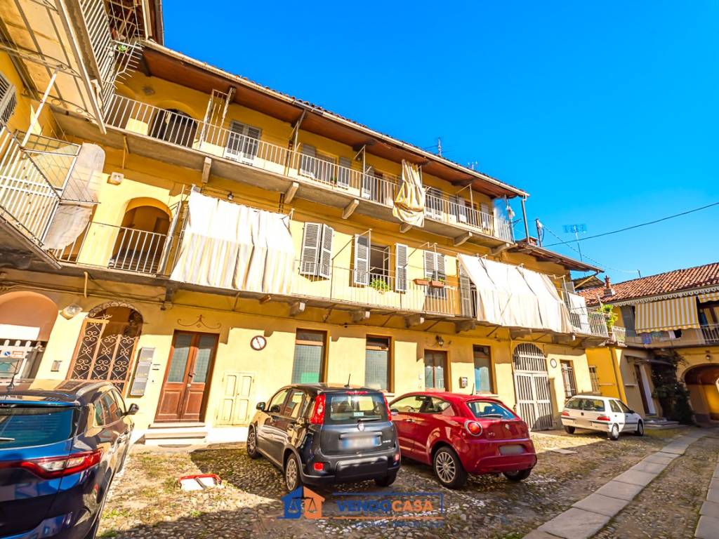 Appartamento a Saluzzo in Piazza Risorgimento, 14 - Foto 3