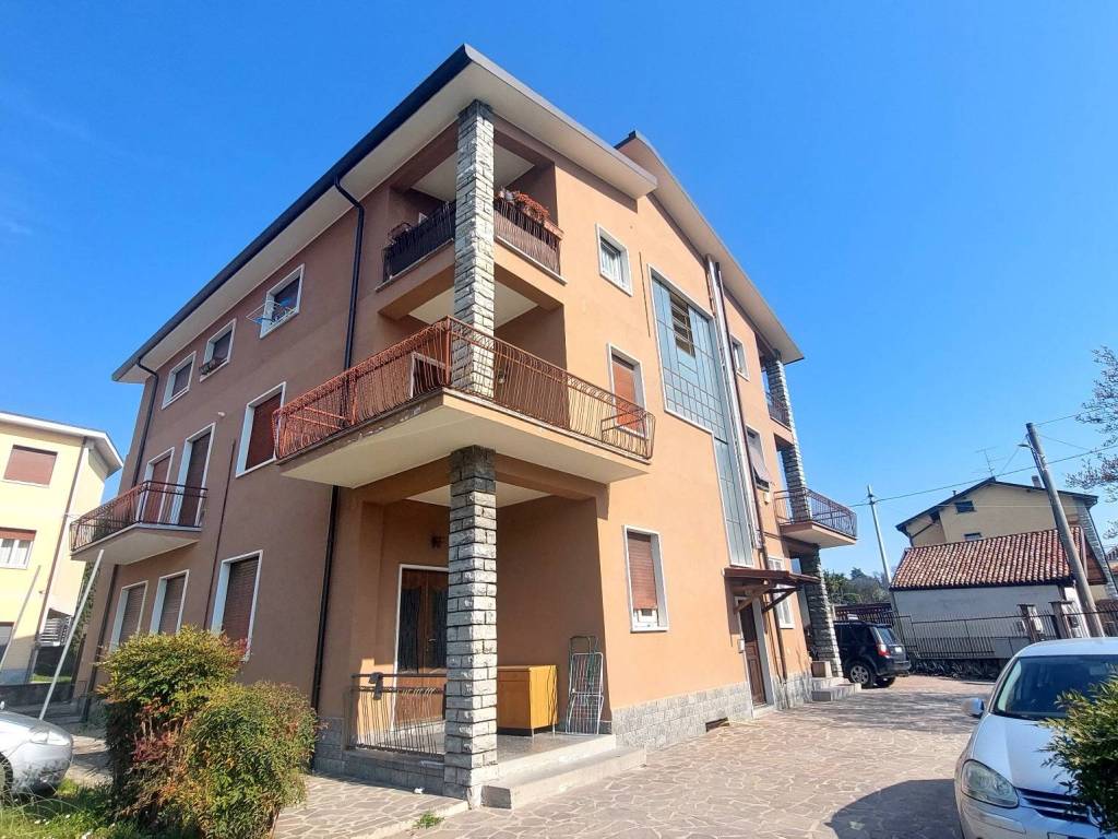 Appartamento a Inverigo in Via Basilica, 1 - Foto 4