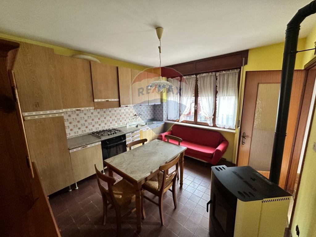 Casa indipendente a Valdilana in Frazione Alloro, 12 - Foto 2