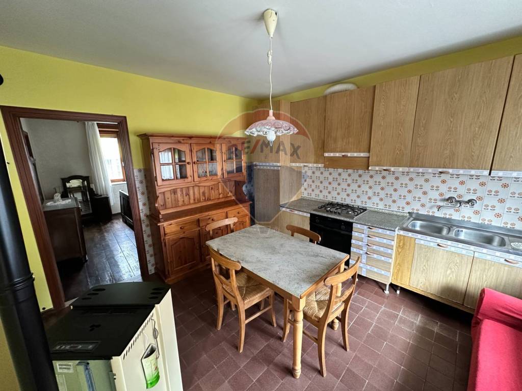 Casa indipendente a Valdilana in Frazione Alloro, 12 - Foto 3