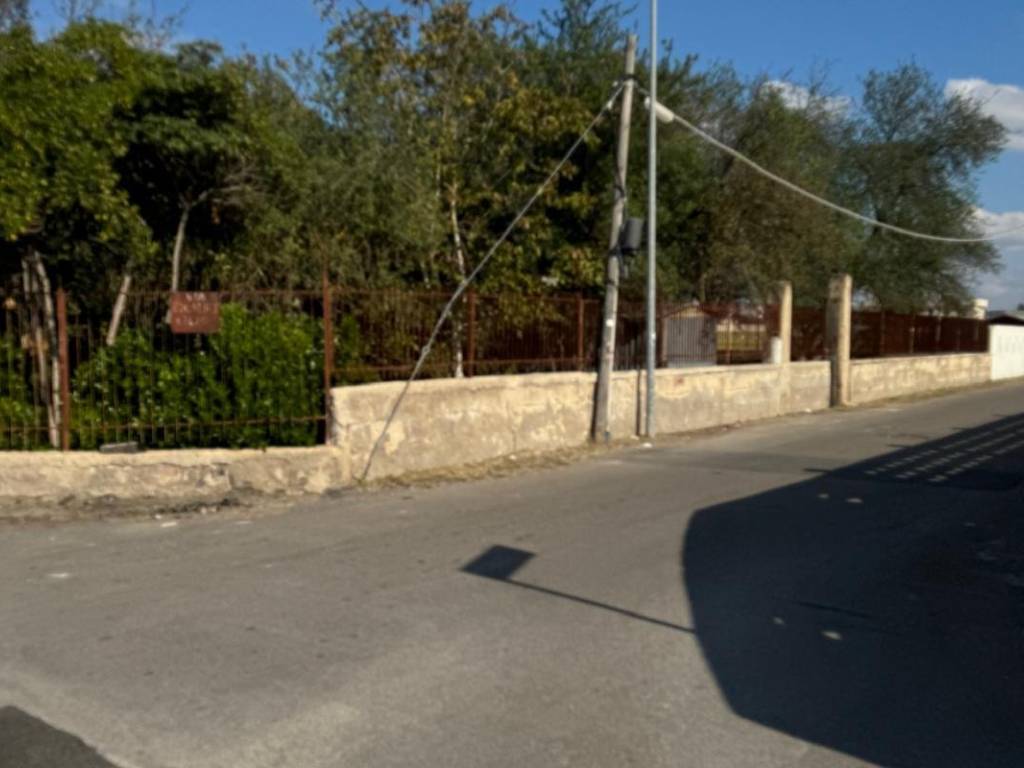 Terreno a Taranto in Via Tre Fontane - Foto 4