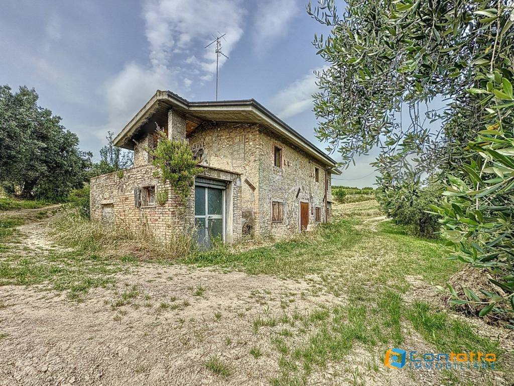 Casa indipendente a Acquaviva picena in Contrada Sant'Angelo, 12 - Foto 4