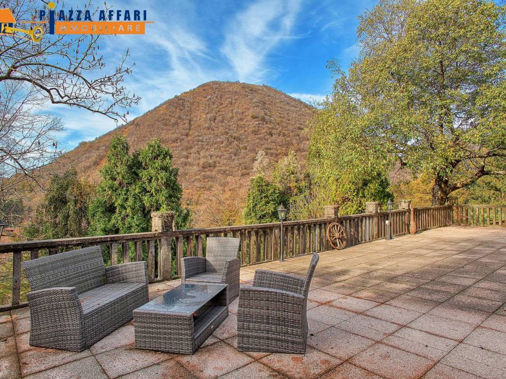 Villa a Valganna in via Francesco Comolli, 2 - Foto 3