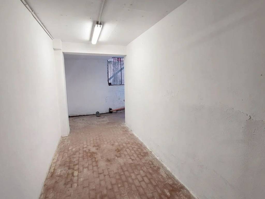 Box / garage a Albenga in Via Monsignore Siboni - Foto 4