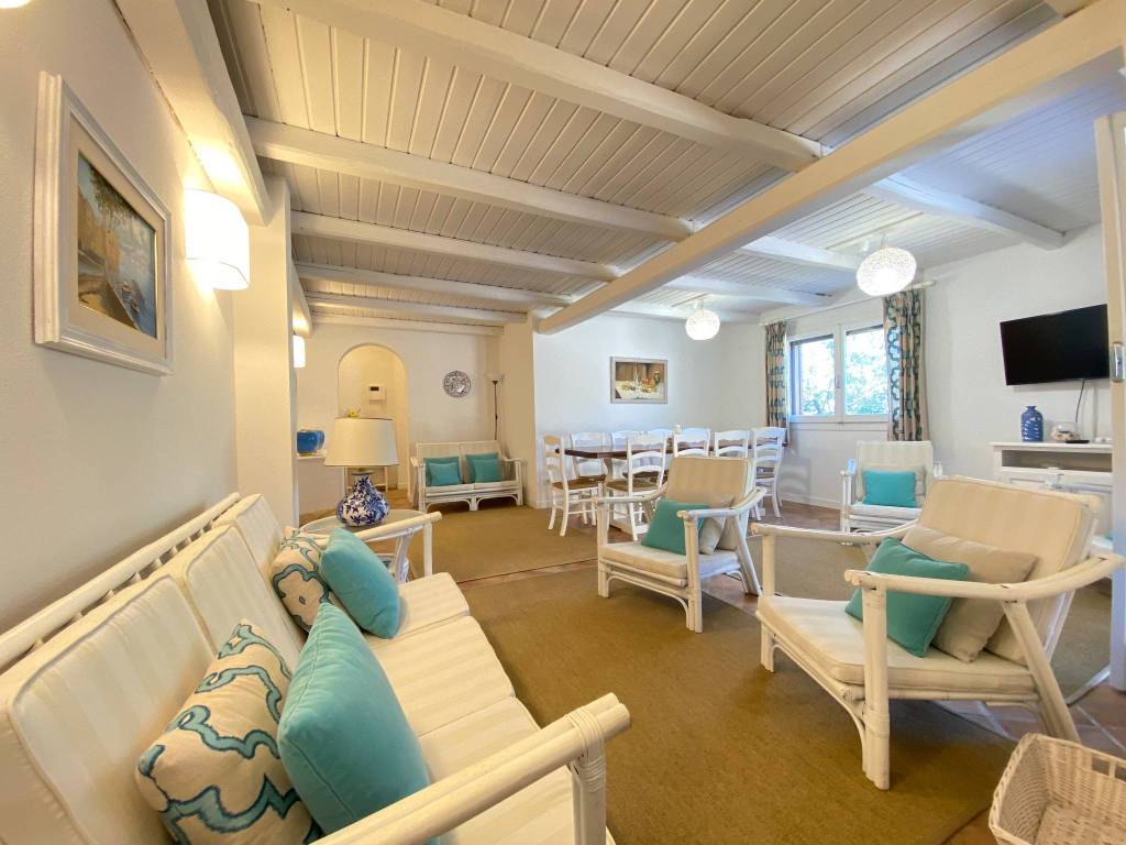 Villa a Sabaudia in Strada Lungomare Pontino, 13408 - Foto 4