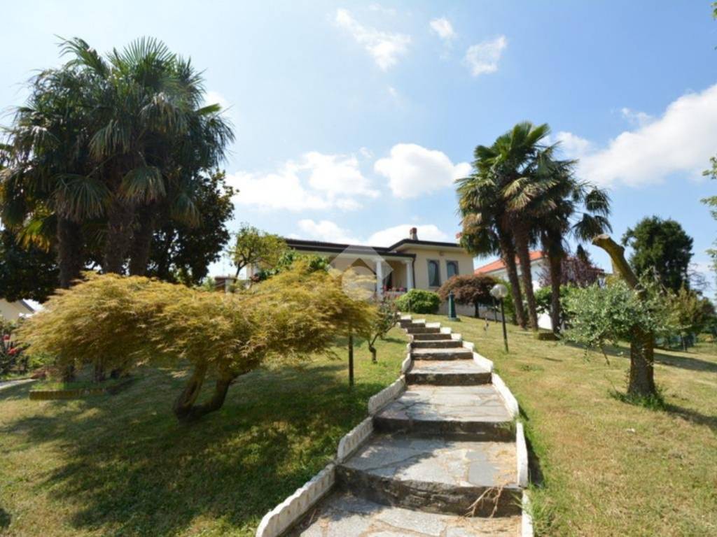 Villa a Busnago in Via Piave, 54 - Foto 2