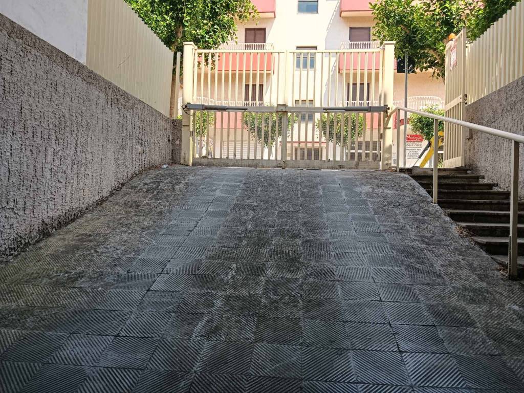 Box / garage a San giorgio ionico - Foto 2