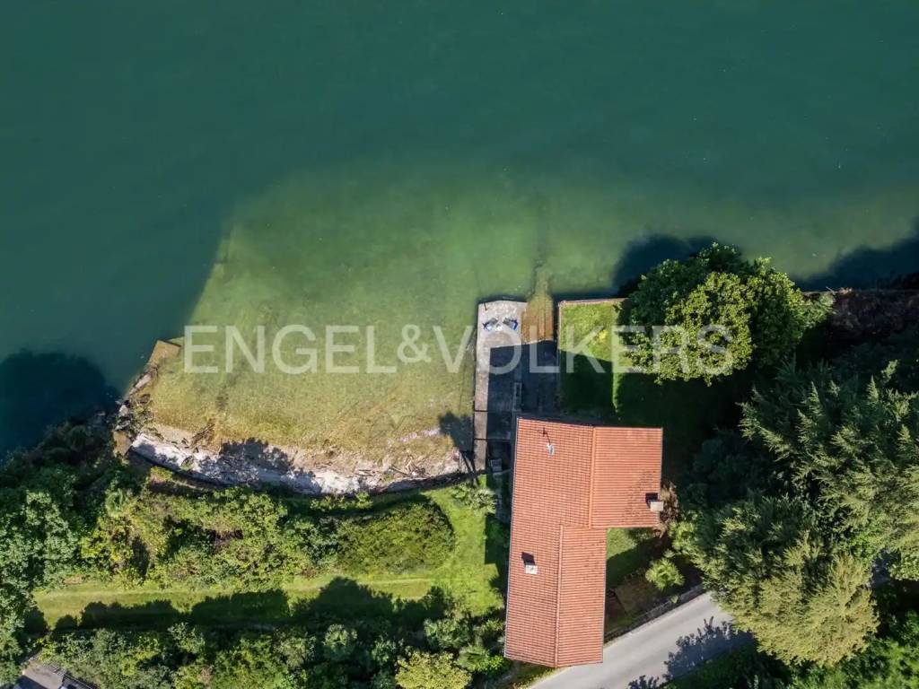 Villa a Castelveccana in Via Europa, 66 - Foto 2