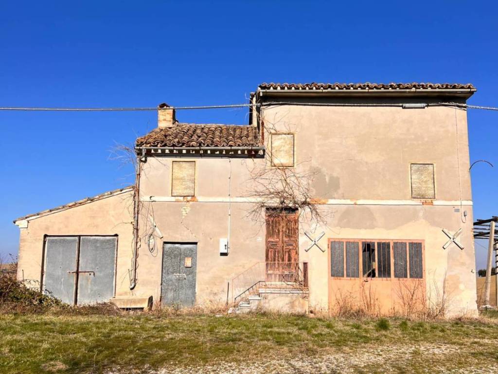 Casa indipendente a Montegiorgio in strada colle bianco - Foto 5