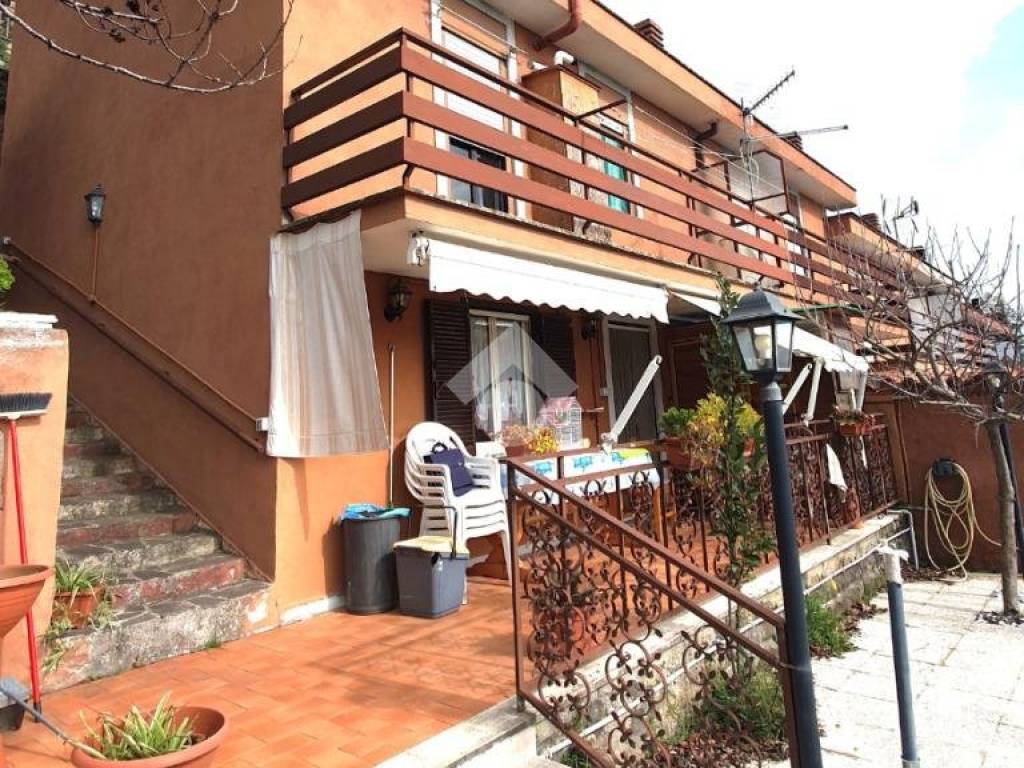 Villetta a schiera a Serrone in Via dell'Arnaro - Foto 2