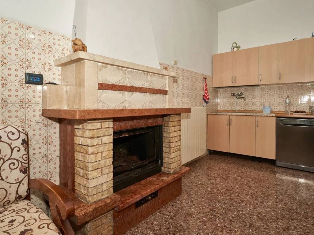 Villa a Cisterna di latina in Via Machiavelli - Foto 5