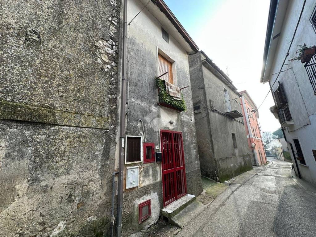 Casa indipendente a Montesarchio in Via Carrara, 21 - Foto 2