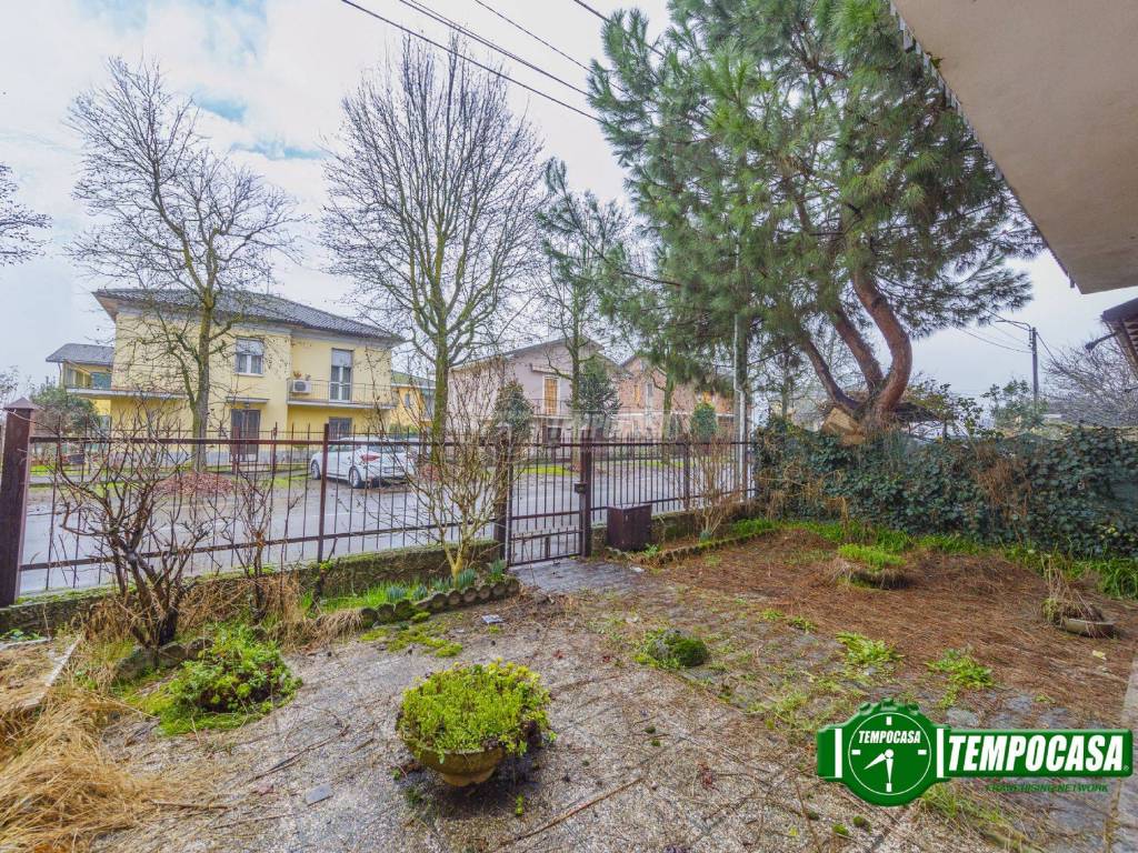 Villetta a schiera a Pavia in Via Fossarmato - Foto 2