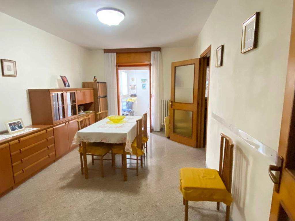 Appartamento a Bisceglie in Via Vittorio Veneto - Foto 4