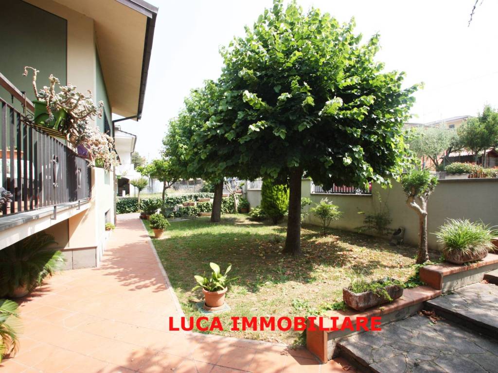 Villa a Buggiano in Via 24 Maggio, 79 - Foto 2