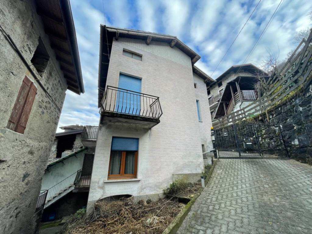 Casa indipendente a Colorina in Via Poira - Foto 3