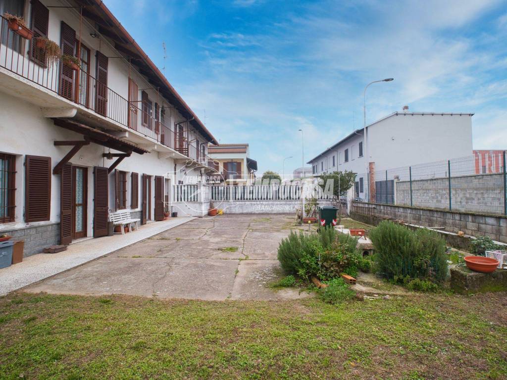 Casa indipendente a Vercelli - Foto 4