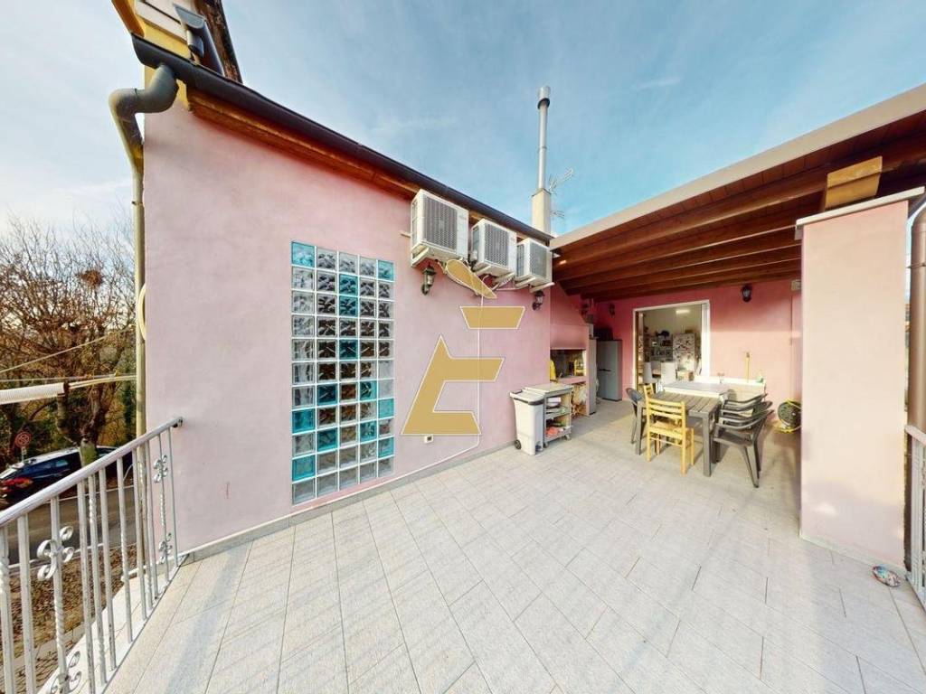 Appartamento a Valenza in Viale Padova, 36 - Foto 3