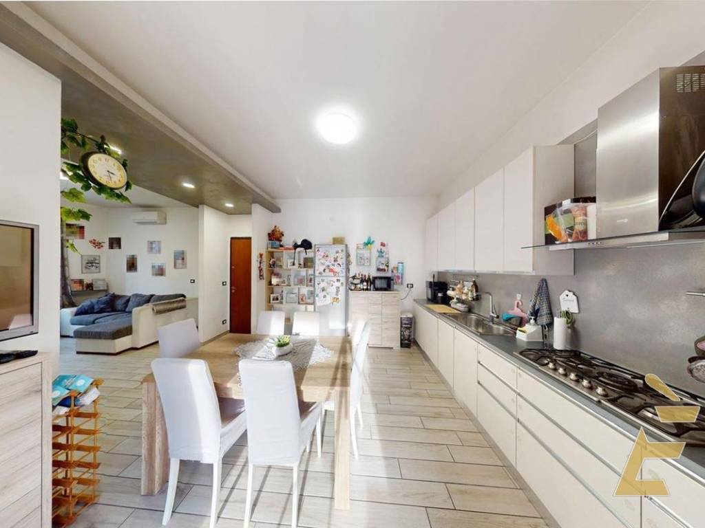 Appartamento a Valenza in Viale Padova, 36 - Foto 4