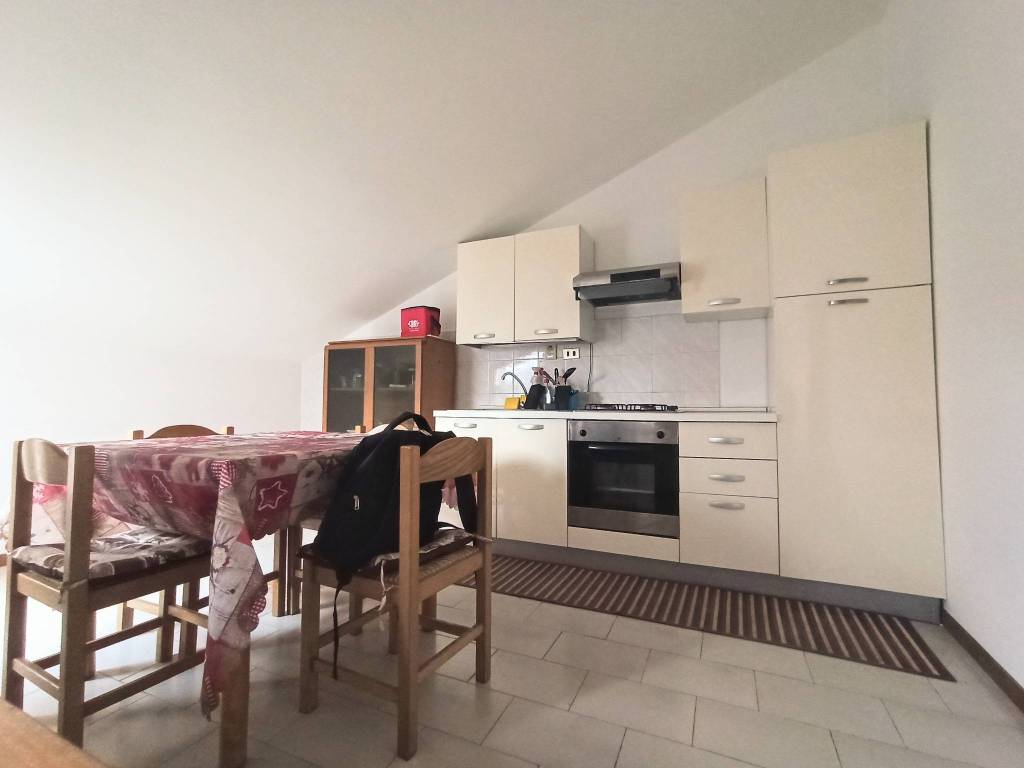 Attico / mansarda a Falconara marittima in Via Giuseppe Verdi - Foto 3
