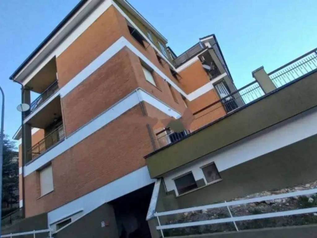 Appartamento a Tolentino in Via Montello - Foto 4