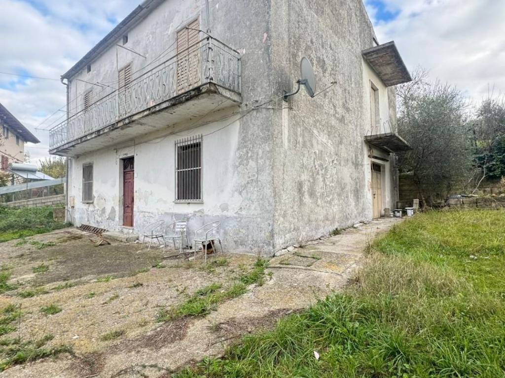 Villa a Campagna in Via Piani di Serradarce - Foto 2