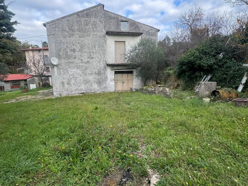 Villa a Campagna in Via Piani di Serradarce - Foto 3