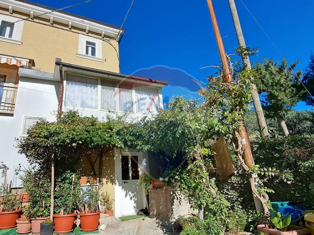 Casa indipendente a Casoli in C.da Quarto da Capo, 102 - Foto 3