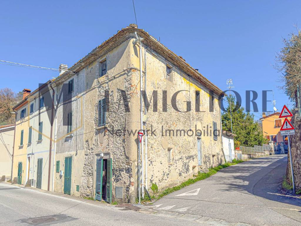 Casa indipendente a Pistoia in Via Modenese - Foto 2